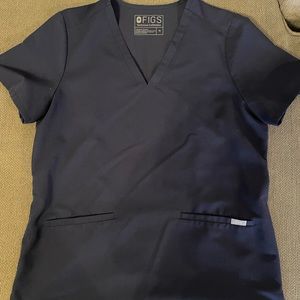 Figs scrub top
